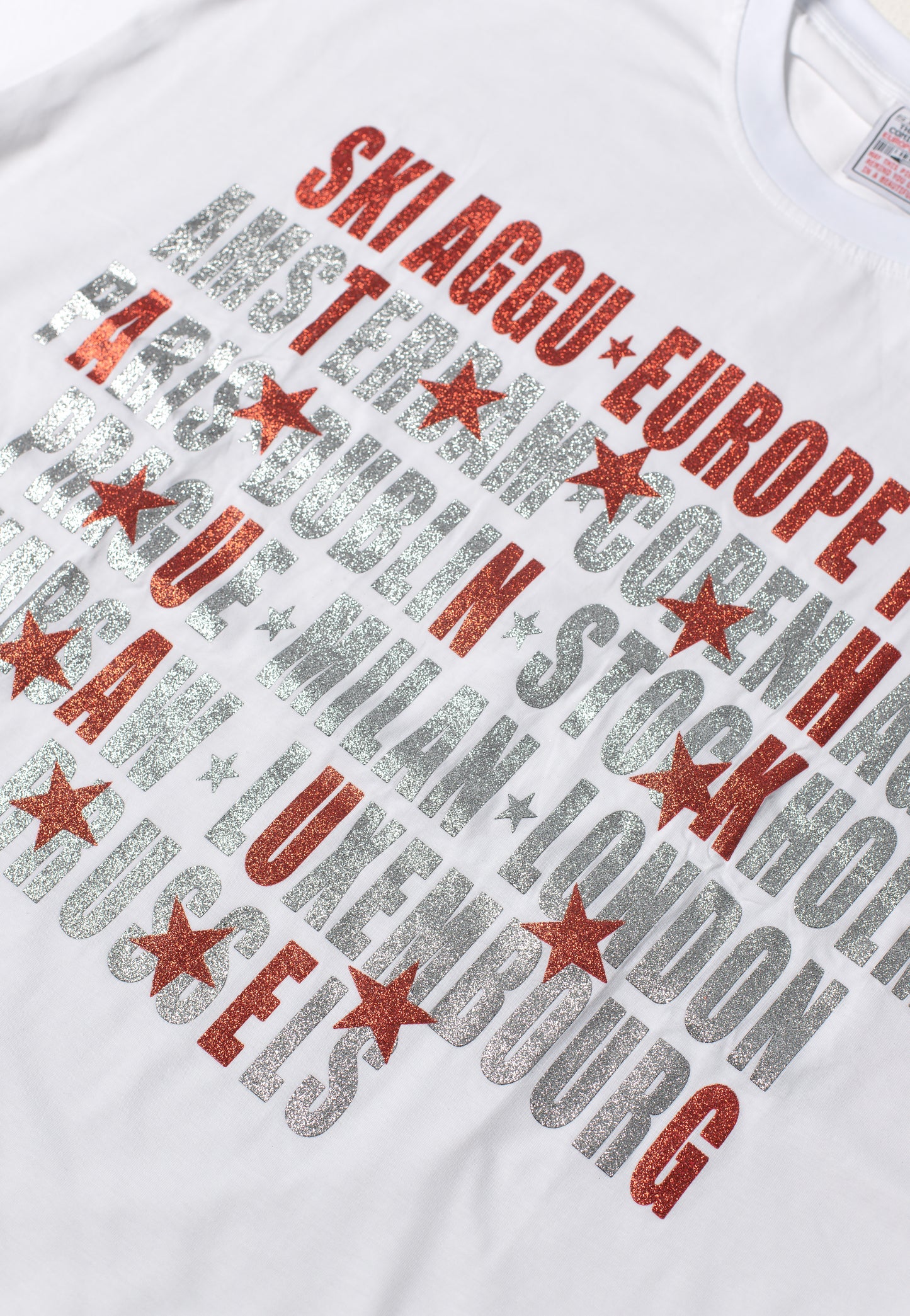 Ski Aggu - World Tour Glitter White - T-Shirt | Men-Image